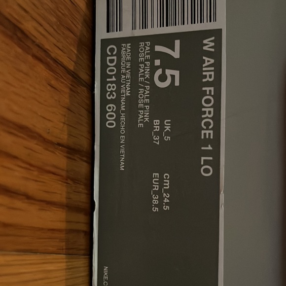 Light pink Air Force 1s - Picture 5 of 5